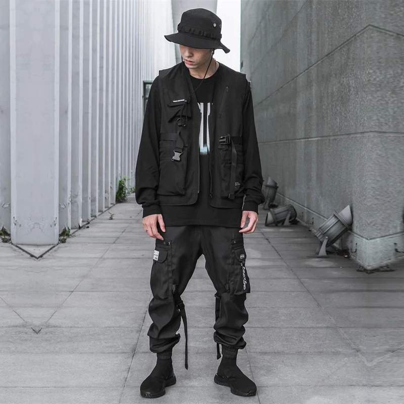 Techwear vest deals