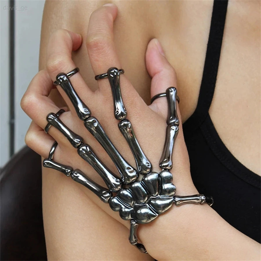 Skeleton hand deals finger ring