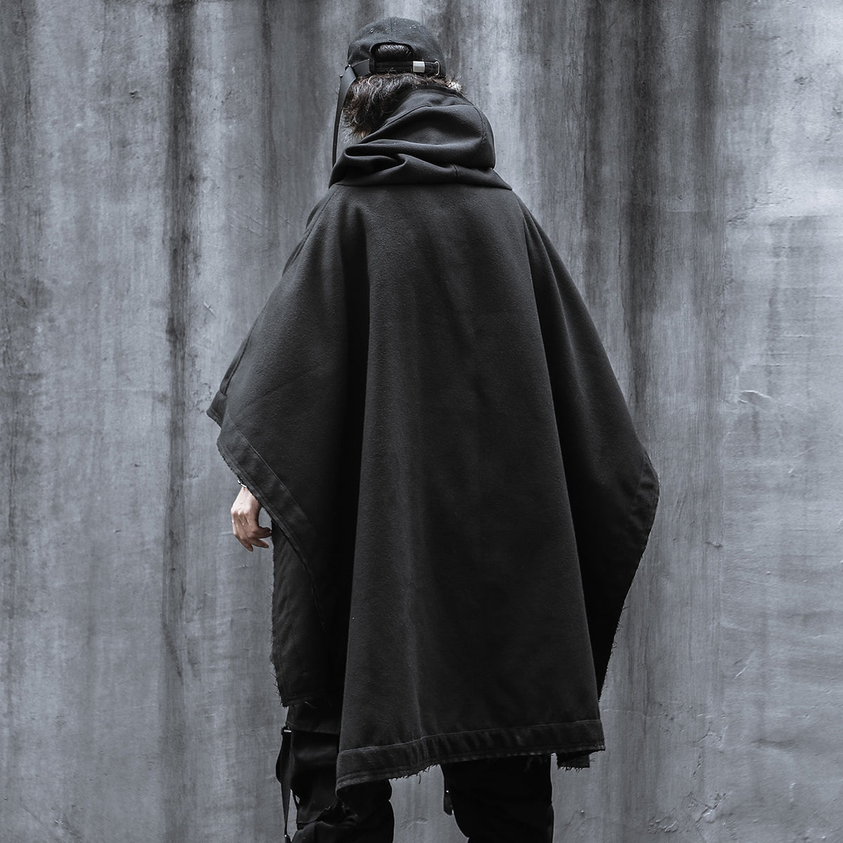 Black hooded poncho mens best sale