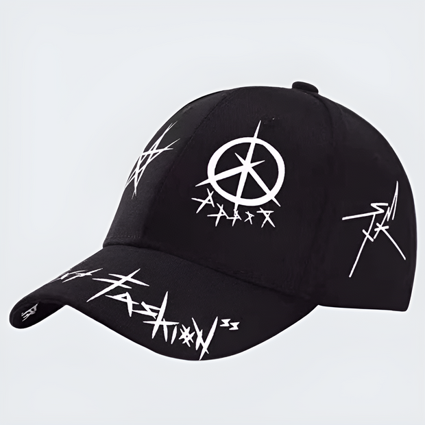 Techwear graffiti hat graffiti print & pierced ornament black