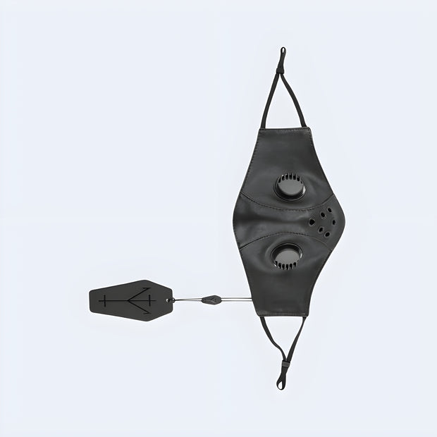Man wearing black techwear face mask – lower half face cover, urban tactical style, breathable material, Techwear UK aesthetic.
