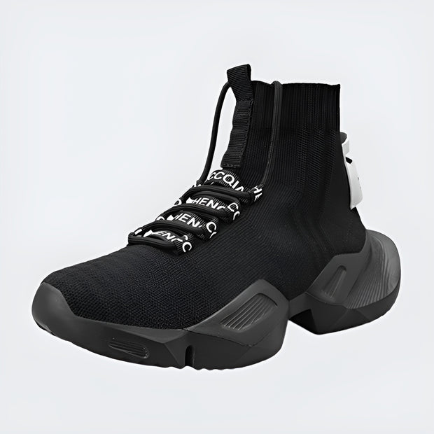 Black shoes breathable, light, sweat-absorbent features