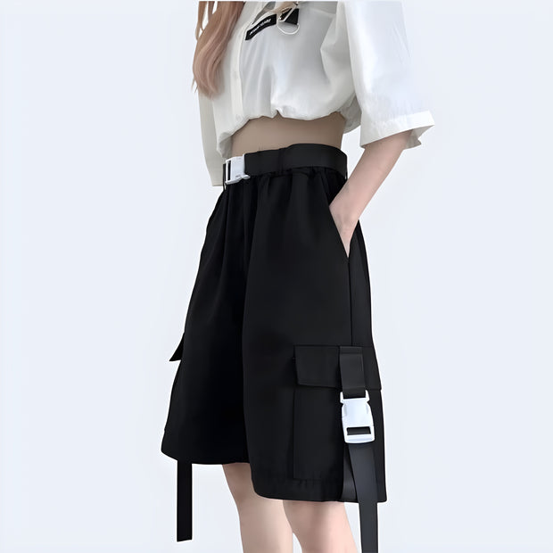 Women wearing black adjustable hollow trousers