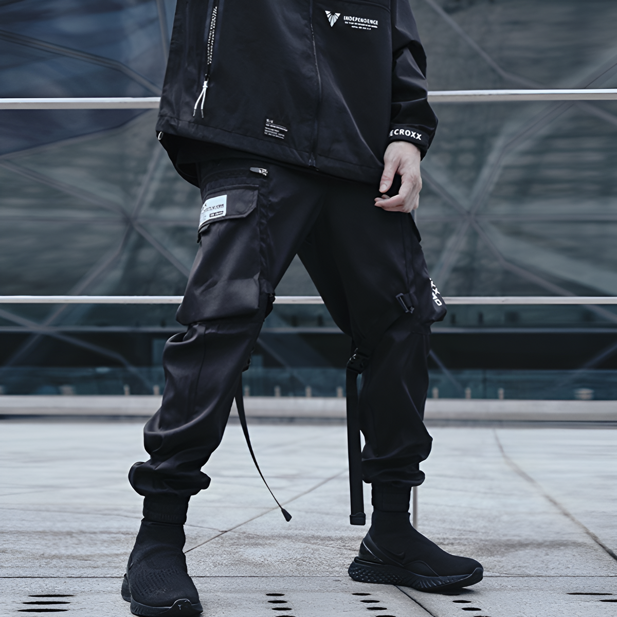 Strapped Cargo Joggers – Techwear UK