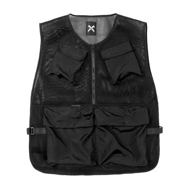 Techwear cargo vest jacket unisex wearing black