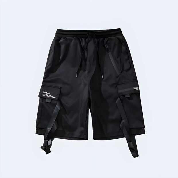 Affiche ton style avec ce short cargo techwear au look tranchant. Des poches bien placées, une coupe nette — prêt pour la ville comme pour l&