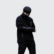 Man wearing black techwear turtleneck Collar style